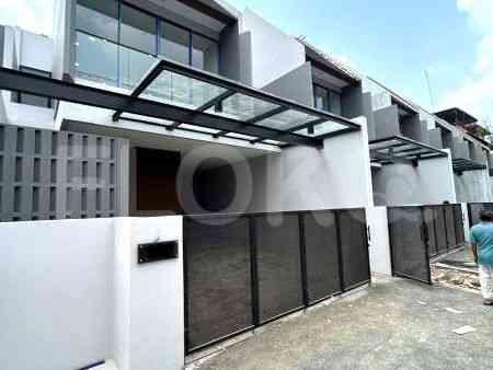 Dijual Rumah 4 BR, Luas 191 m2 di Jl. Delima Timur IIA, Lebak Bulus 2