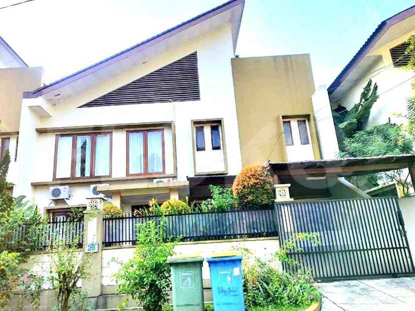 299 sqm, 3 BR house for rent in Kuningan, Kuningan 1