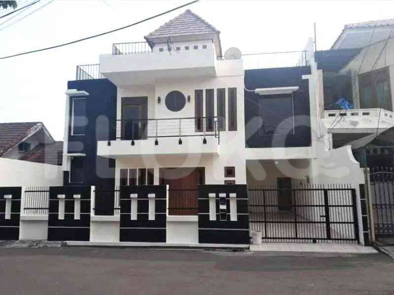 350 sqm, 5 BR house for sale in Jl. Duren Tiga, Pancoran 19