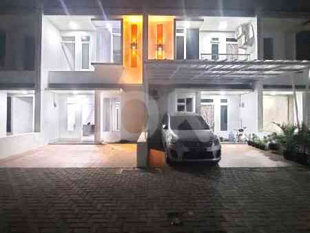 Dijual Rumah 3 BR, Luas 87 m2 di Jl. H. Gaot 1, Bekasi 1