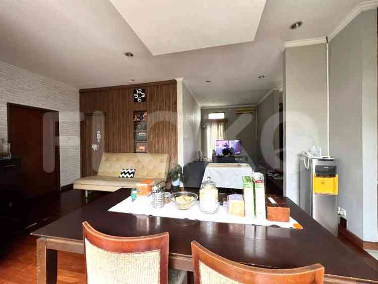 Dijual Rumah 2 BR, Luas 170 m2 di Jl. Koperasi, Pancoran 6