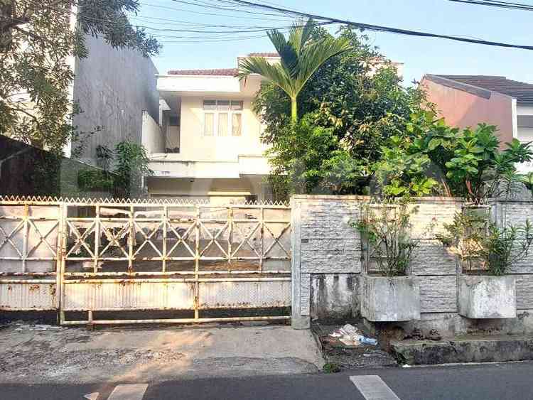 Dijual Rumah 5 BR, Luas 400 m2 di Jl. Kalibata Utara, Pancoran 7