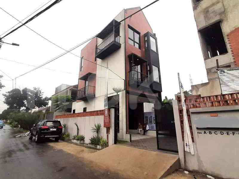 140 sqm, 4 BR house for sale in Jl. Raya Pasar Minggu, Pancoran 35