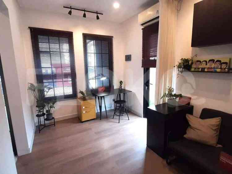 Dijual Rumah 4 BR, Luas 140 m2 di Jl. Raya Pasar Minggu, Pancoran 25