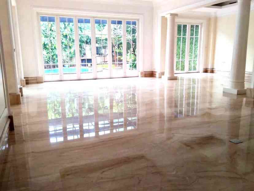 700 sqm, 4 BR house for rent in Senayan, Senayan 2