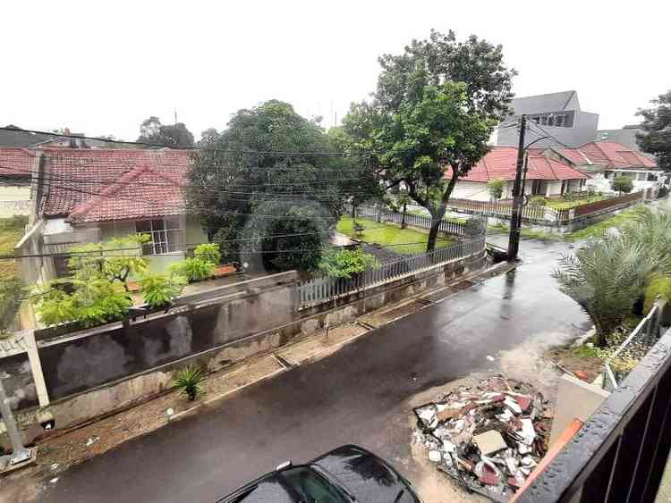 Dijual Rumah 4 BR, Luas 140 m2 di Jl. Raya Pasar Minggu, Pancoran 12