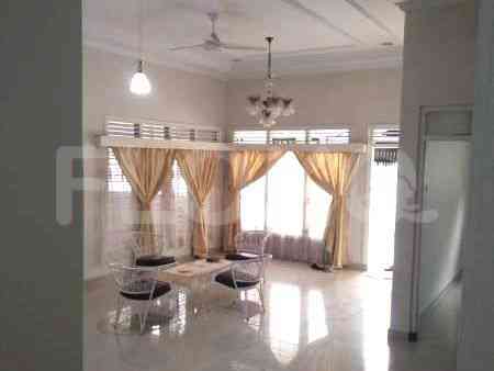 Dijual Rumah 6 BR, Luas 250 m2 di Jl. Kelingkit 3, Tebet 2