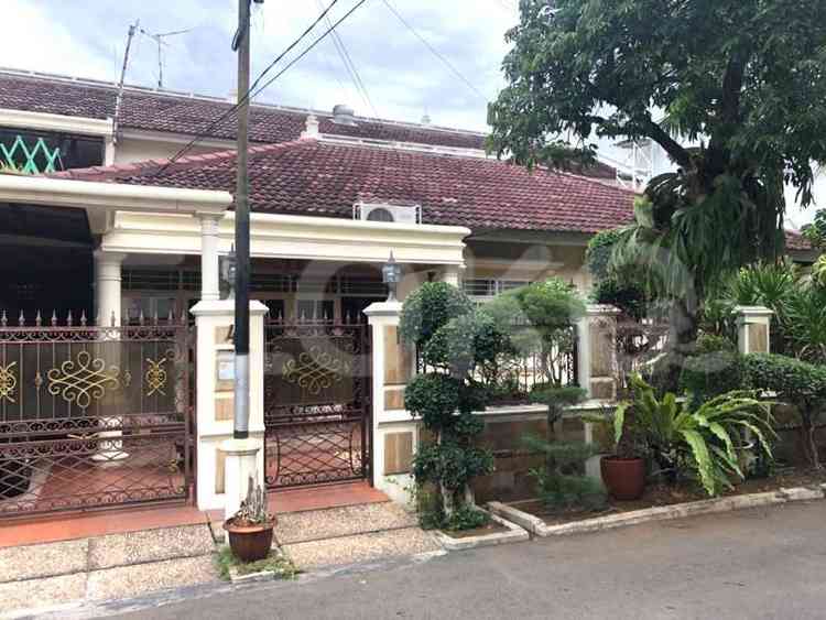 Dijual Rumah 5 BR, Luas 500 m2 di Jl. Pancoran Indah, Pancoran 3