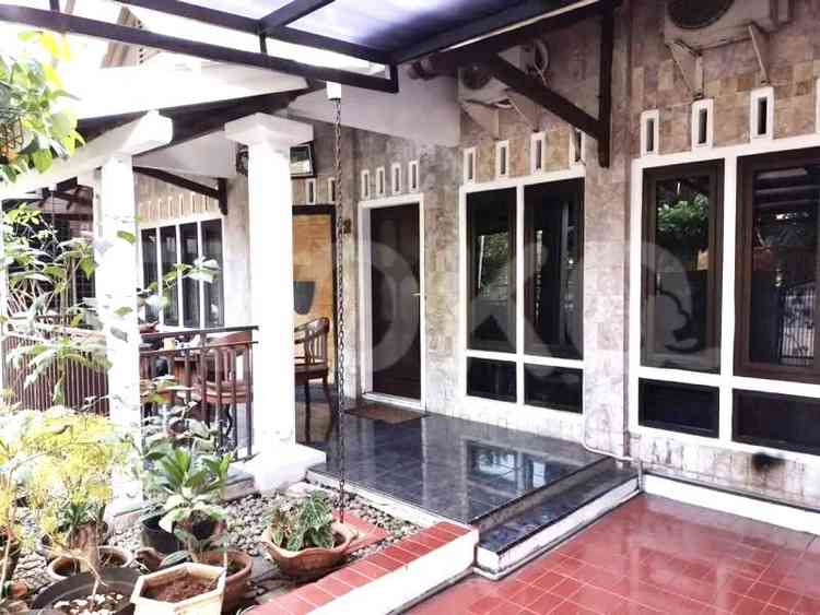 Dijual Rumah 5 BR, Luas 160 m2 di Jl. Pancoran Timur, Pancoran 5