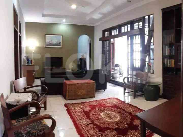 Dijual Rumah 4 BR, Luas 215 m2 di Jl. Warung Jati Timur, Kalibata 1