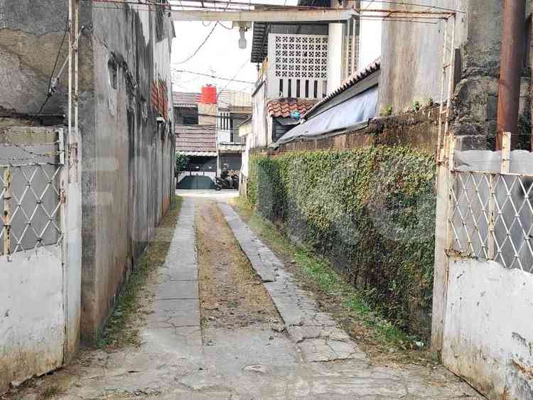 Dijual Rumah 8 BR, Luas 580 m2 di Jl. Mampang Prapatan, Mampang 3