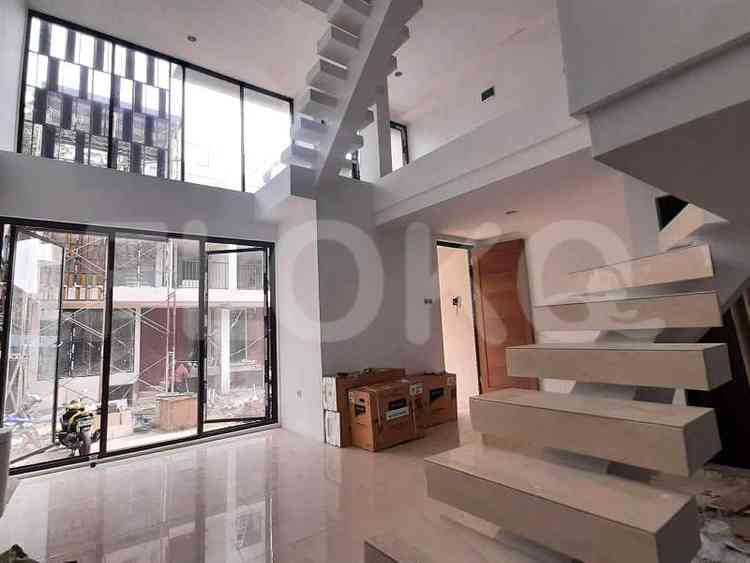 200 sqm, 6 BR house for sale in Jl. Pancoran Timur 5, Pancoran 8