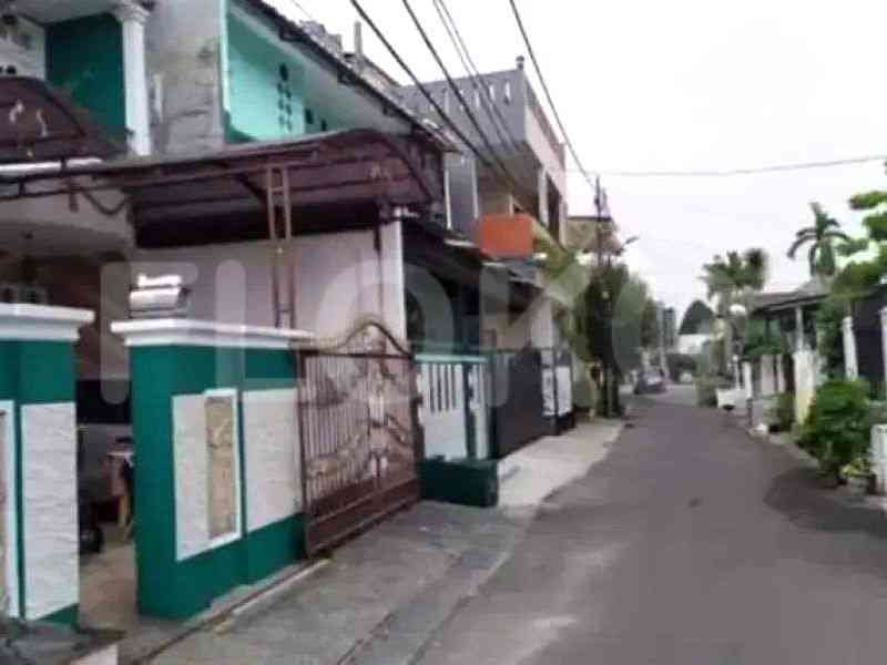 300 sqm, 4 BR house for sale in Jl. Benteng Garuda, Kalibata 2