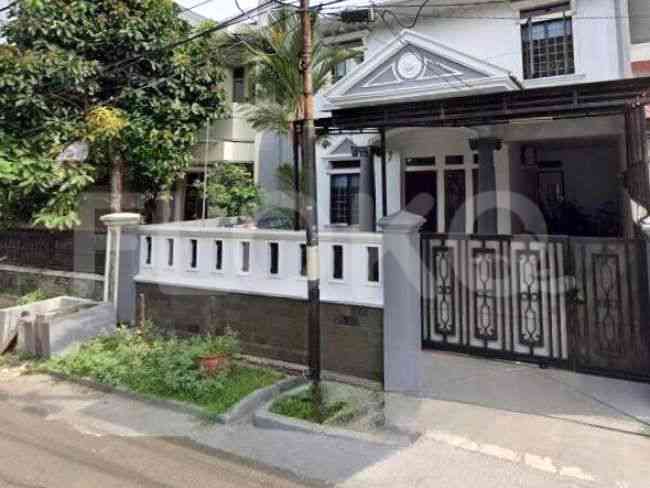 230 sqm, 4 BR house for rent in Jl. Pancoran Timur 1, Pancoran 17