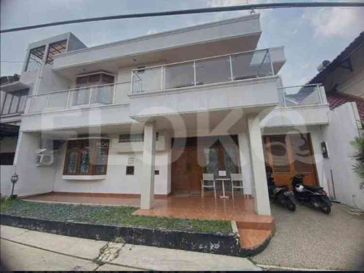 250 sqm, 4 BR house for rent in Jl. Mampang Prapatan, Mampang 1