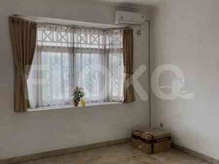 Disewakan Rumah 4 BR, Luas 250 m2 di Jl. Mampang Prapatan, Mampang 3