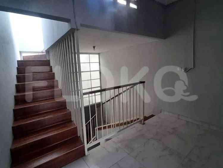 200 sqm, 4 BR house for rent in Jl. Kalibata Raya, Kalibata 5