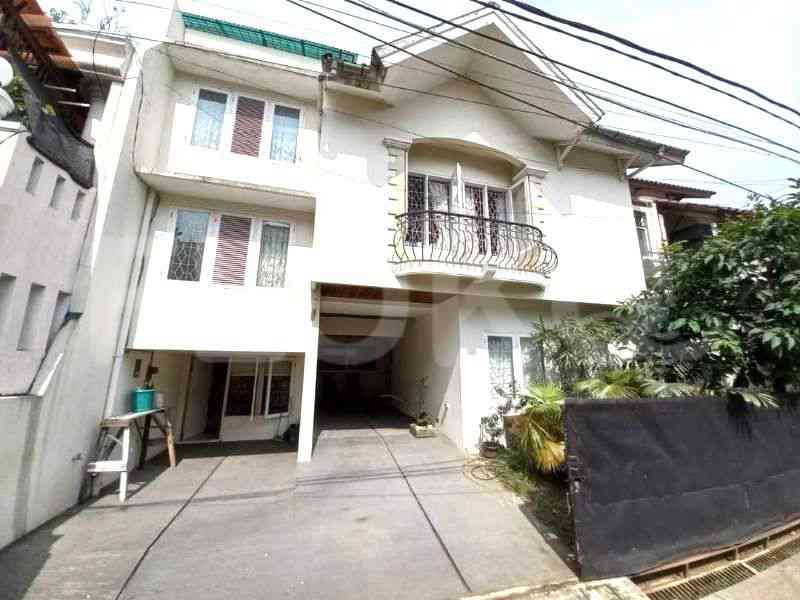 220 sqm, 6 BR house for sale in Jl. Pejaten Indah, Pejaten 1