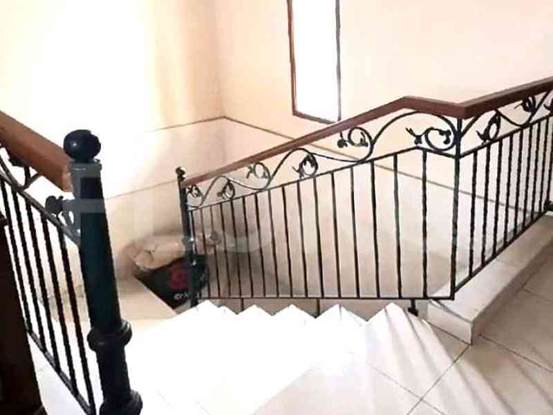 Dijual Rumah 4 BR, Luas 300 m2 di Jl. Kalibata Selatan, Kalibata 2