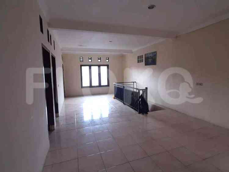 Dijual Rumah 4 BR, Luas 120 m2 di Jl. Raya Kalibata, Kalibata 5