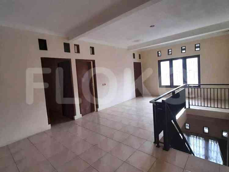 Dijual Rumah 4 BR, Luas 120 m2 di Jl. Raya Kalibata, Kalibata 6