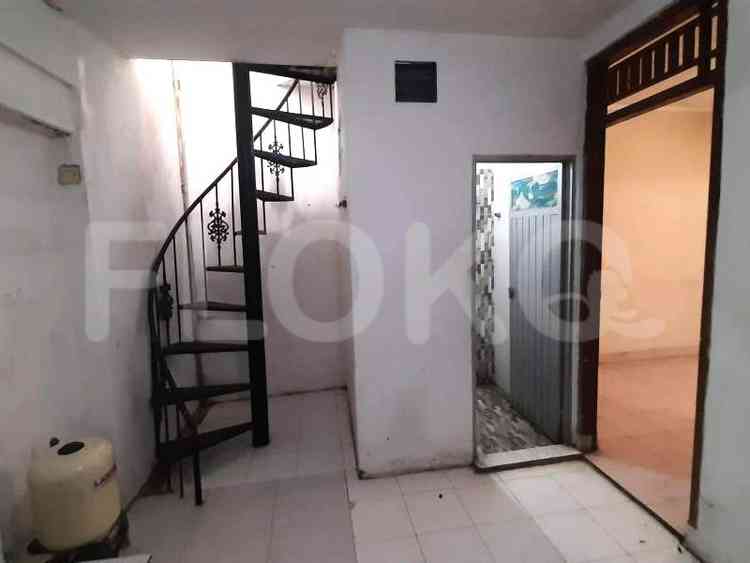 Dijual Rumah 2 BR, Luas 100 m2 di Jl. Raya Pasar Minggu, Pasar Minggu 8