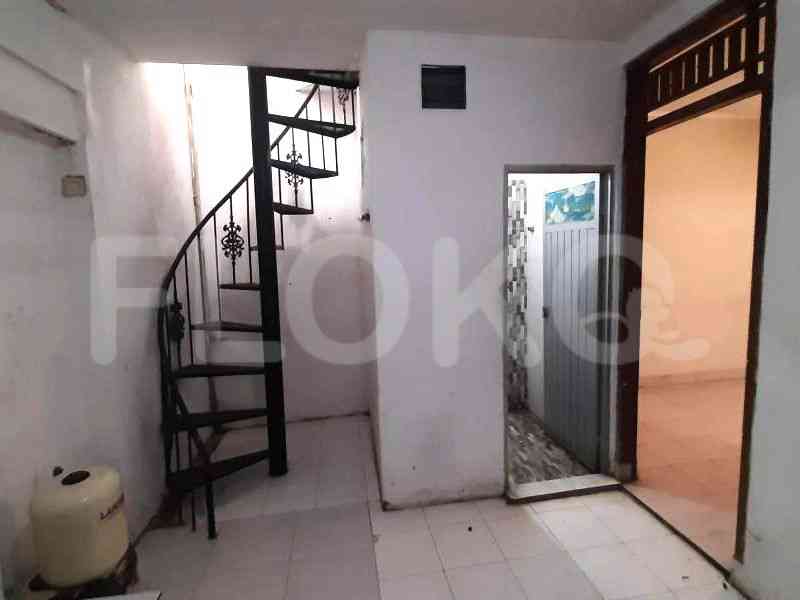 100 sqm, 2 BR house for sale in Jl. Raya Pasar Minggu, Pasar Minggu 8