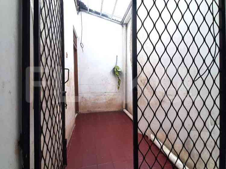 100 sqm, 2 BR house for sale in Jl. Raya Pasar Minggu, Pasar Minggu 9