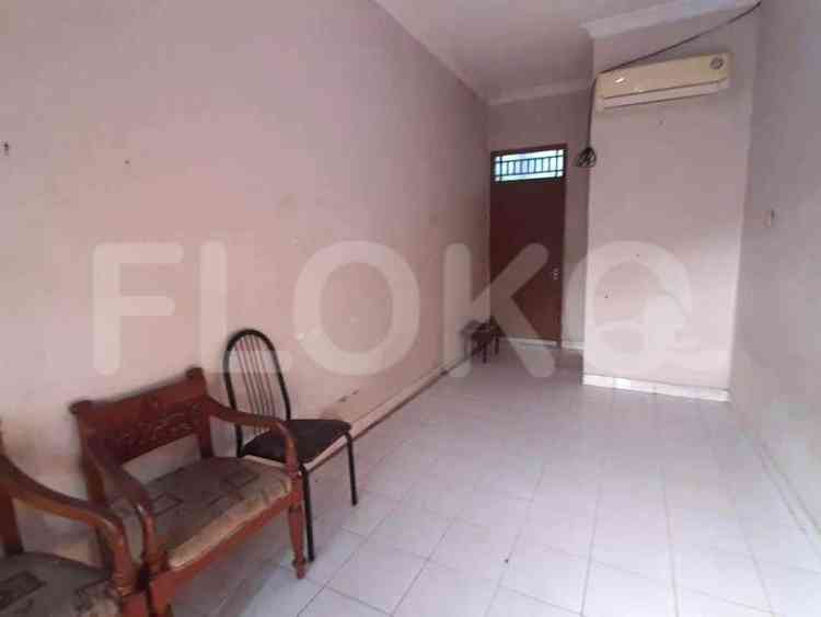 Dijual Rumah 2 BR, Luas 100 m2 di Jl. Raya Pasar Minggu, Pasar Minggu 1