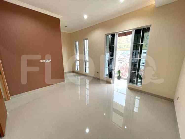 180 sqm, 4 BR house for sale in Jl. Raya Kalibata Selatan, Kalibata 8