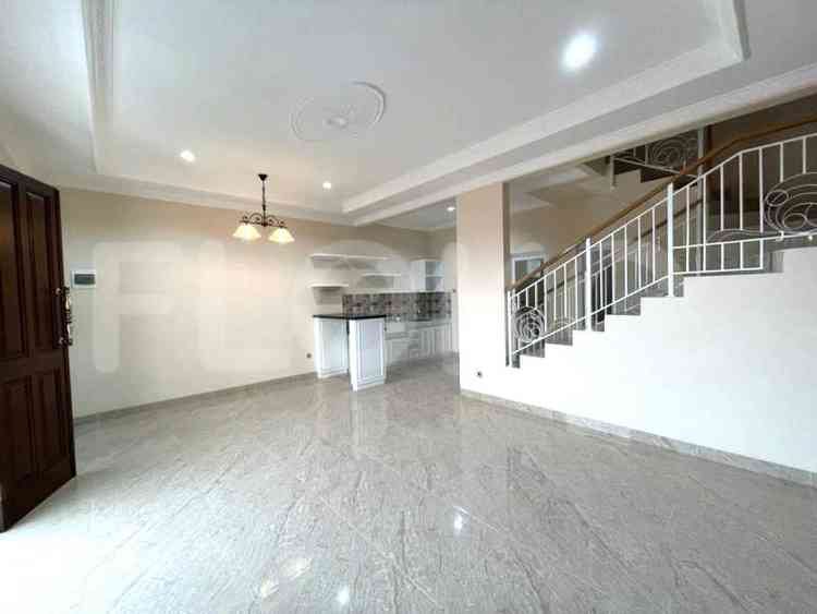 180 sqm, 4 BR house for sale in Jl. Raya Kalibata Selatan, Kalibata 11