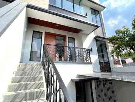 207 sqm, 4 BR house for sale in Jl. Pahlawan Kalibata, Kalibata 2