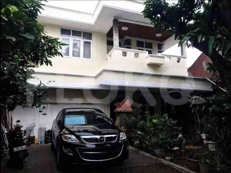 Dijual Rumah 4 BR, Luas 300 m2 di Jl. Kalibata Utara VI, Kalibata 2