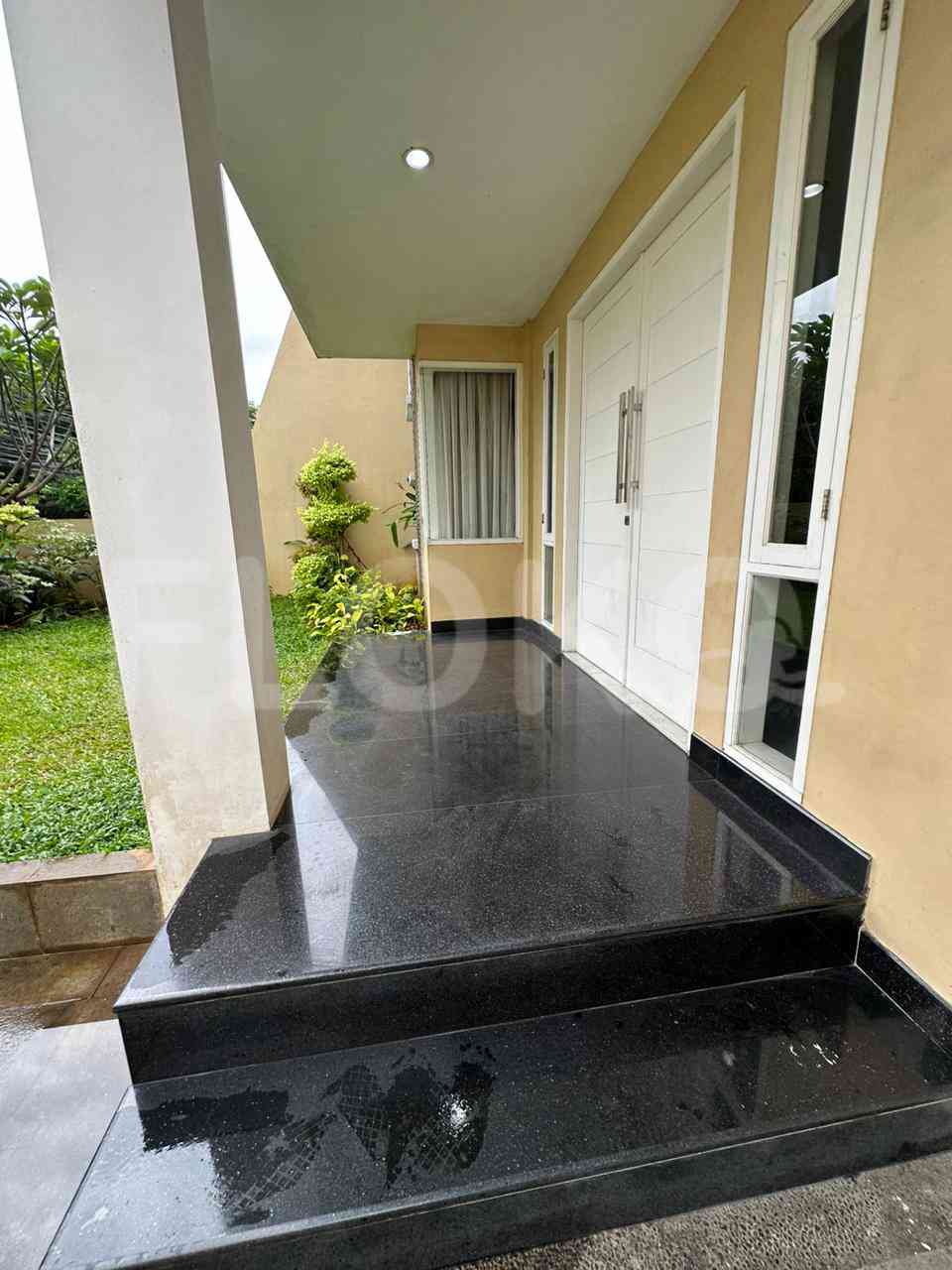 Dijual Rumah 4 BR, Luas 450 m2 di Jl Kemang dalam VI, Kemang 2