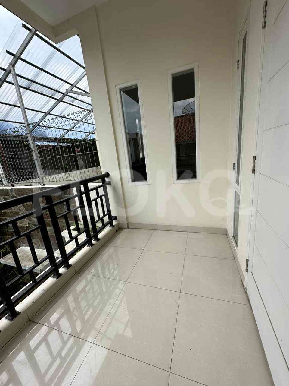 Dijual Rumah 4 BR, Luas 450 m2 di Jl Kemang dalam VI, Kemang 16