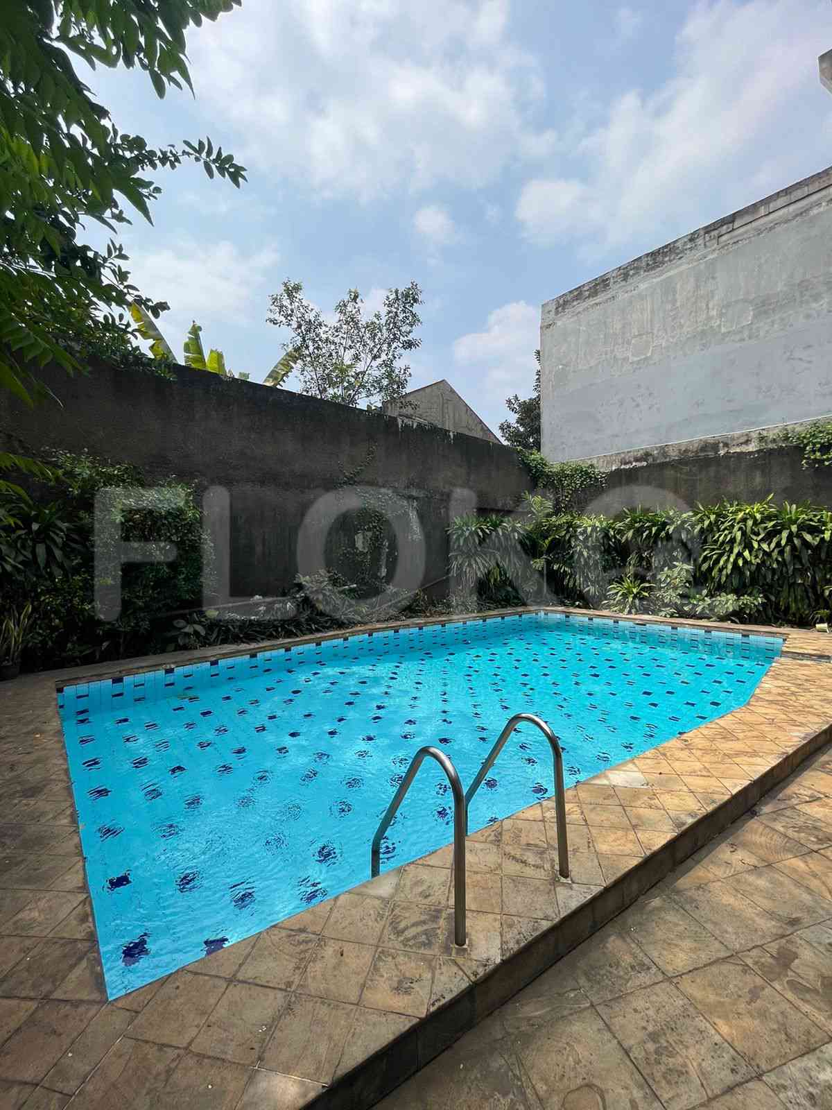 Dijual Rumah 3 BR, Luas 450 m2 di Jl Kemang dalam IV, Kemang 16