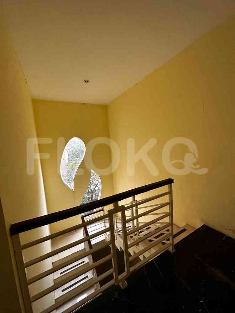 Dijual Rumah 3 BR, Luas 250 m2 di Near Kemang Raya, Kemang 6