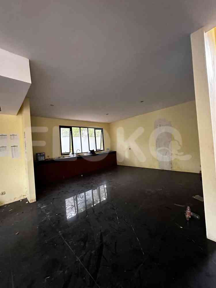 Dijual Rumah 3 BR, Luas 250 m2 di Near Kemang Raya, Kemang 3