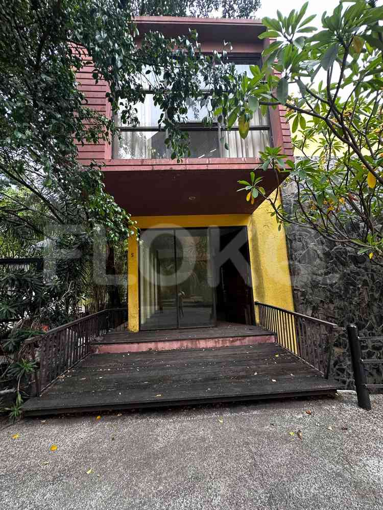 250 sqm, 3 BR house for sale in Near Kemang Raya, Kemang 1