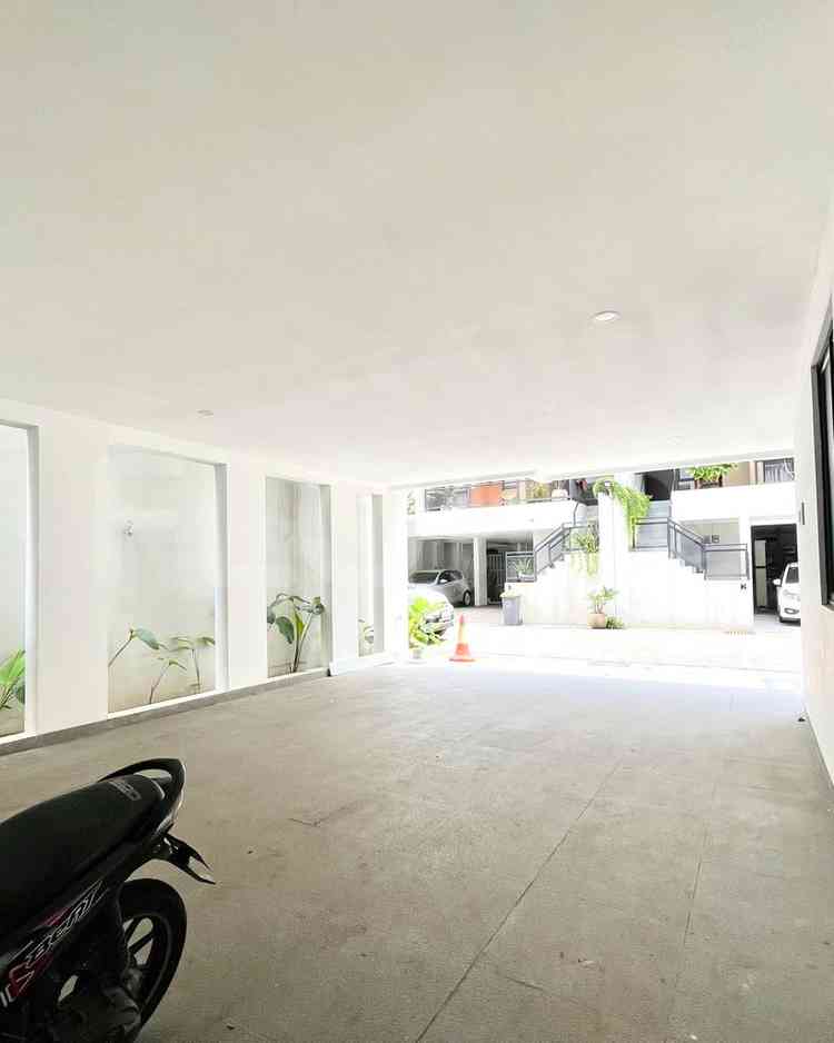 300 sqm, 3 BR house for sale in Kemang 19 Residence, Kemang 2