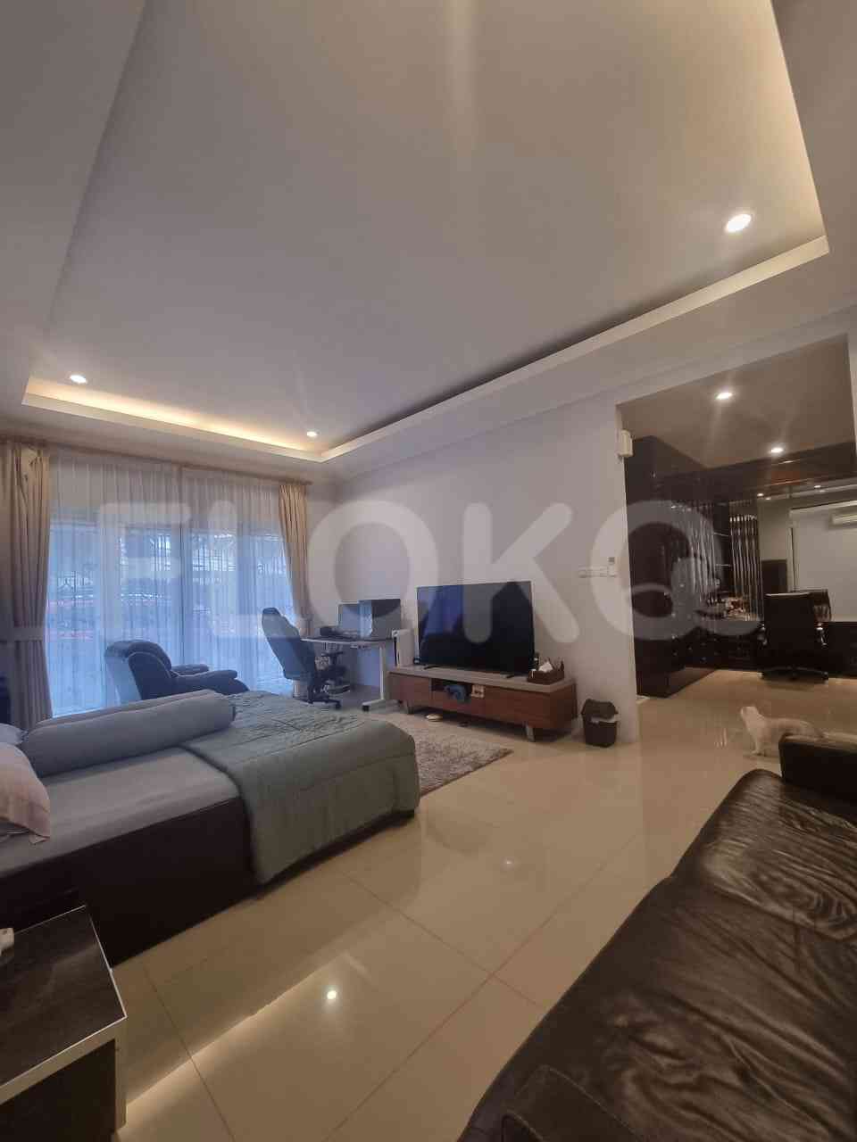 Dijual Rumah 3 BR, Luas 124 m2 di Kemang, Kemang 1