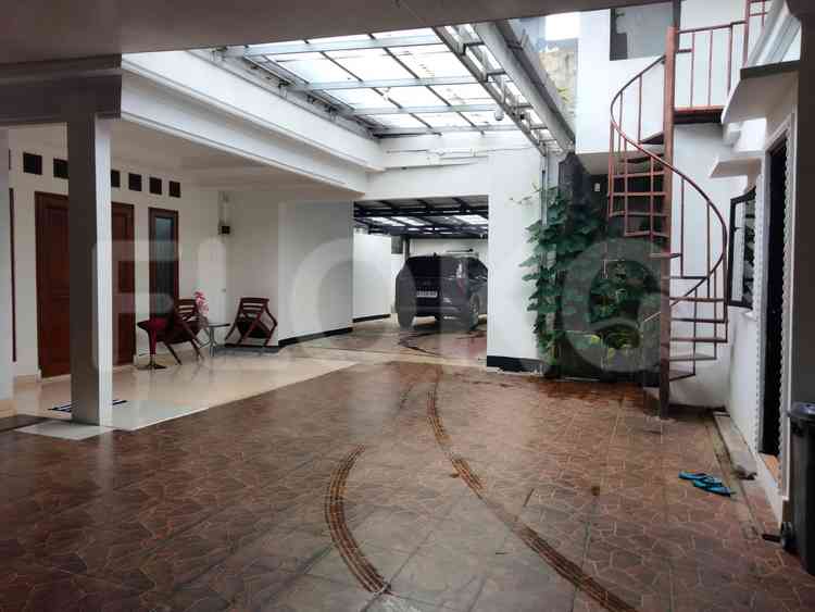 250 sqm, 3 BR house for sale in Jl. Raya Kemang Timur, Kemang 3