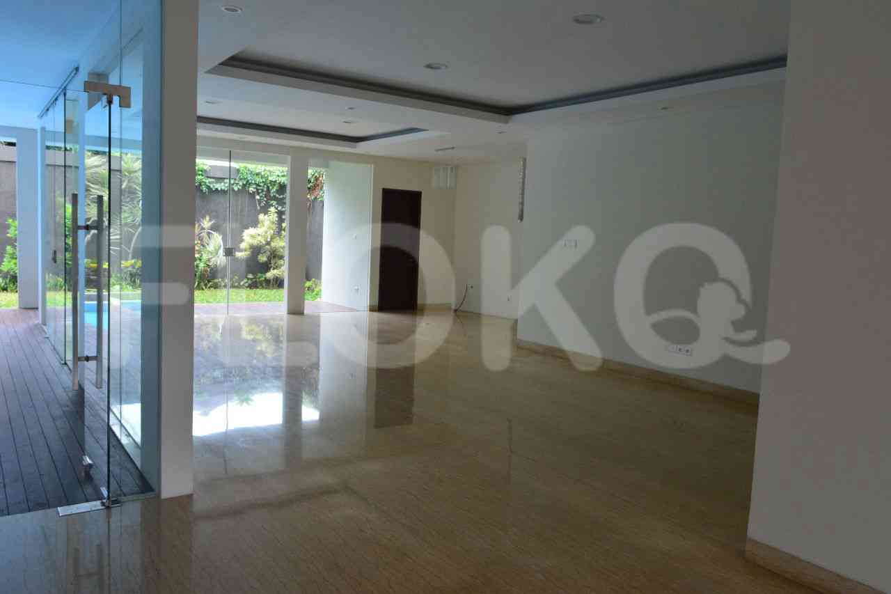 Dijual Rumah 3 BR, Luas 640 m2 di kemang, Kemang 5