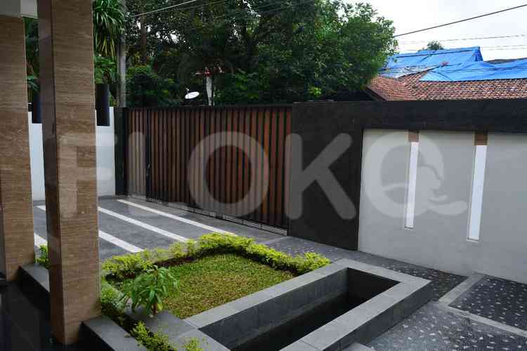 Dijual Rumah 3 BR, Luas 640 m2 di kemang, Kemang 2