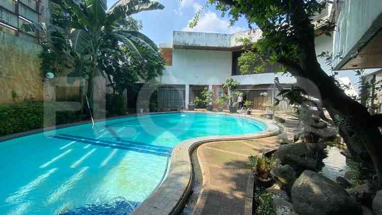 Dijual Rumah 5 BR, Luas 750 m2 di Jl Sekolah Duta Raya, Pondok Indah 11