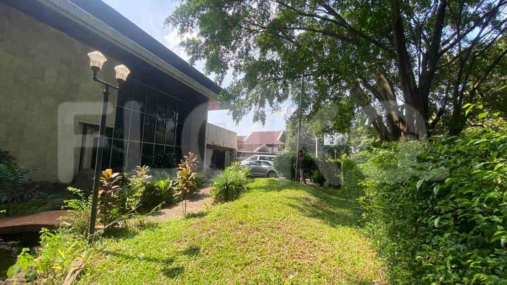 Dijual Rumah 5 BR, Luas 750 m2 di Jl Sekolah Duta Raya, Pondok Indah 2