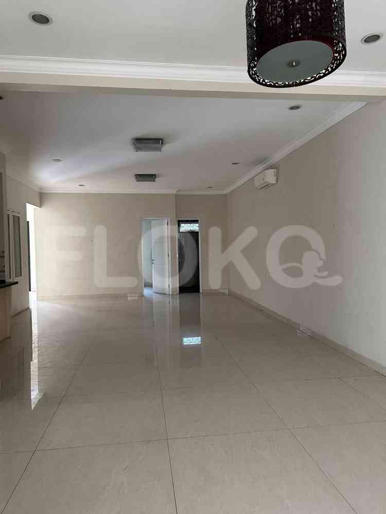 250 sqm, 3 BR house for sale in Jl Bukit Hijau 2 no 1A pondok pinang, Pondok Indah 5