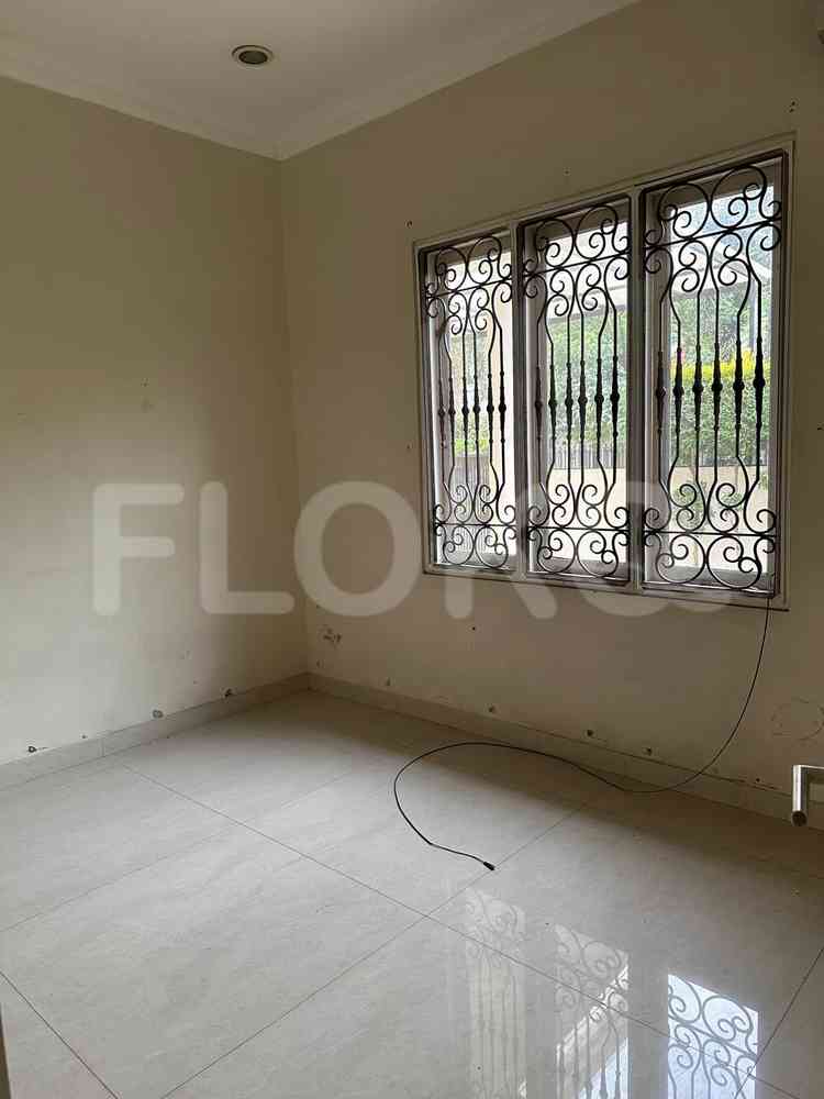 Dijual Rumah 3 BR, Luas 250 m2 di Jl Bukit Hijau 2 no 1A pondok pinang, Pondok Indah 8