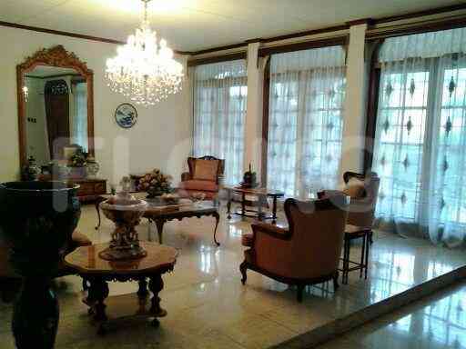 Dijual Rumah 5 BR, Luas 850 m2 di Kemang, Kemang 2