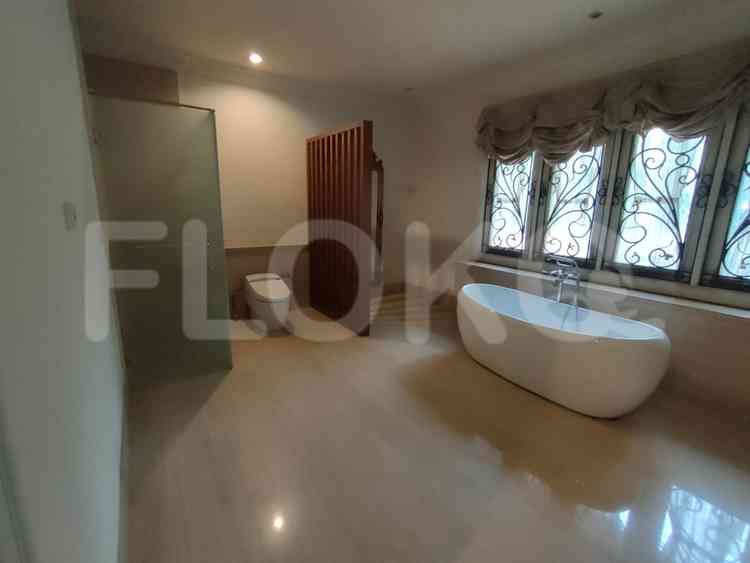 590 sqm, 5 BR house for sale in Jl Metro Raya, Pondok Indah 13